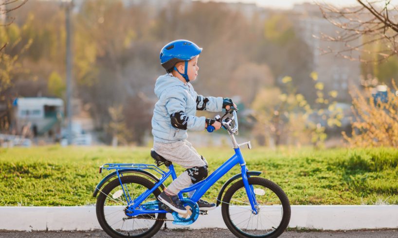 Bicicleta BMX: Ghidul de alegere perfectă pentru copilul tău